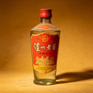 新手买老酒先看酒标做旧,三招识别高仿茅台